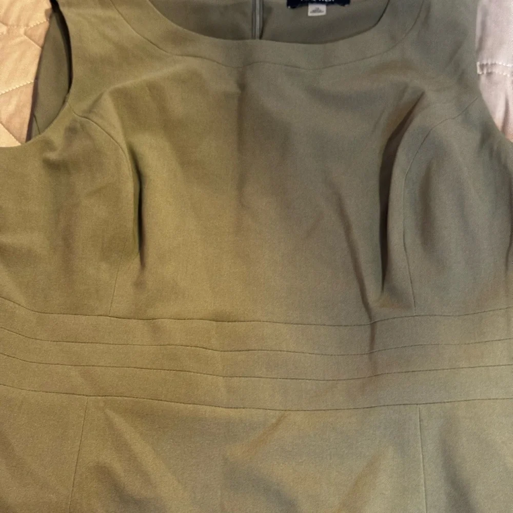 Nine West Womans Olive Green Sleeveless Career Sheath Dress Size 14 Work Travel - Picture 2 of 15
